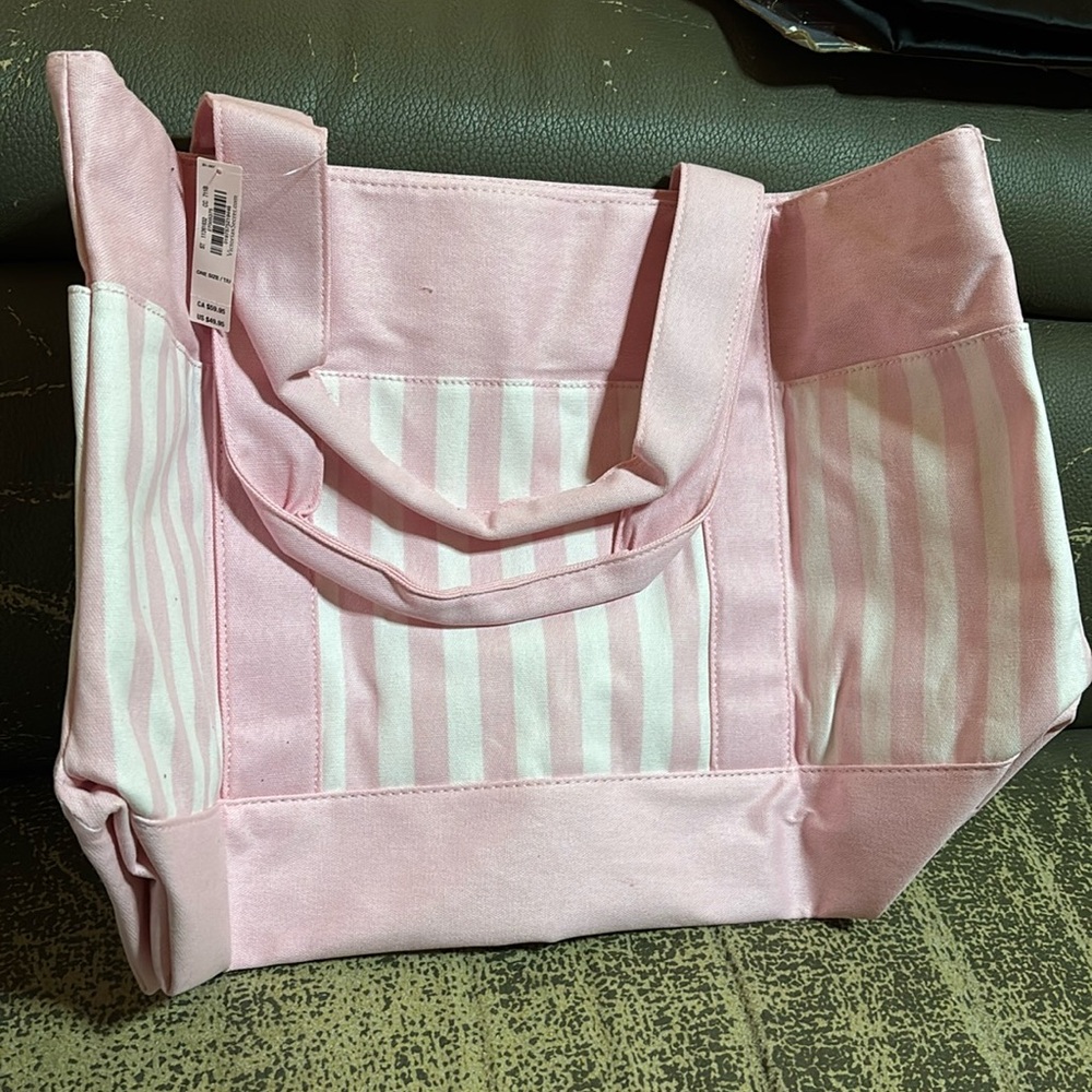 NWT Victoria Secret bag
